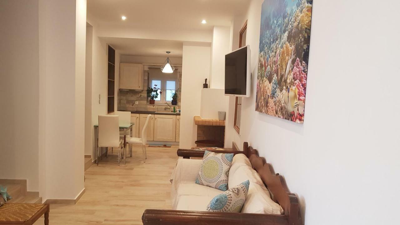 Blue Island Apartment Batsi  Luaran gambar