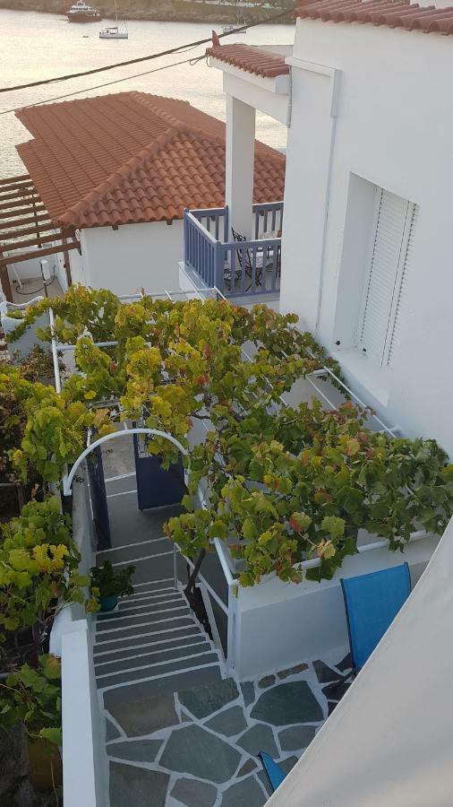 Blue Island Apartment Batsi  Luaran gambar