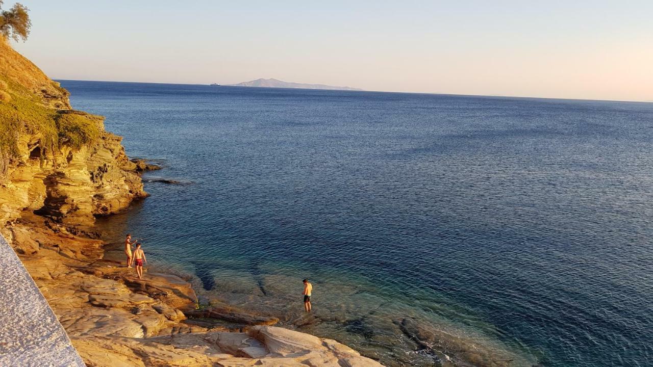 Blue Island Apartment Batsi  Luaran gambar