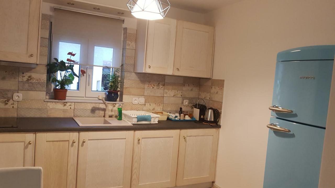 Blue Island Apartment Batsi  Luaran gambar