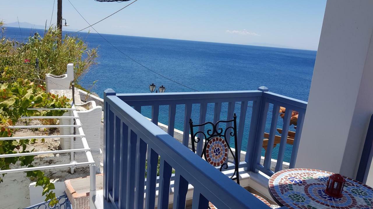 Blue Island Apartment Batsi  Luaran gambar